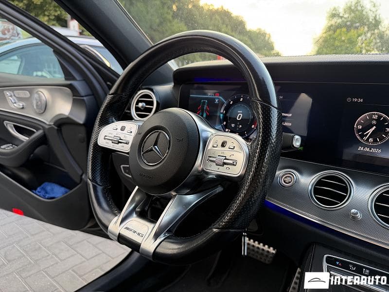 Mercedes E 200 2019 — Миниатюра 7