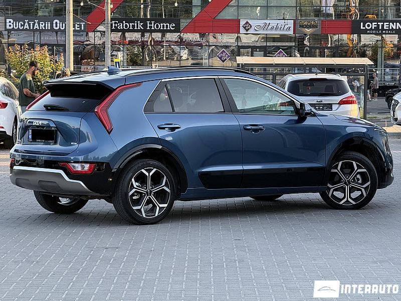 Kia Niro 2023 — Миниатюра 3