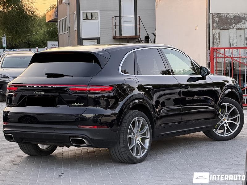 Porsche Cayenne E-Hybrid 2019 — Миниатюра 3