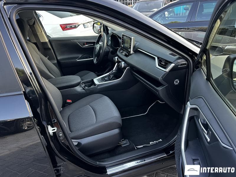 Toyota Rav-4 2019 — Миниатюра 13