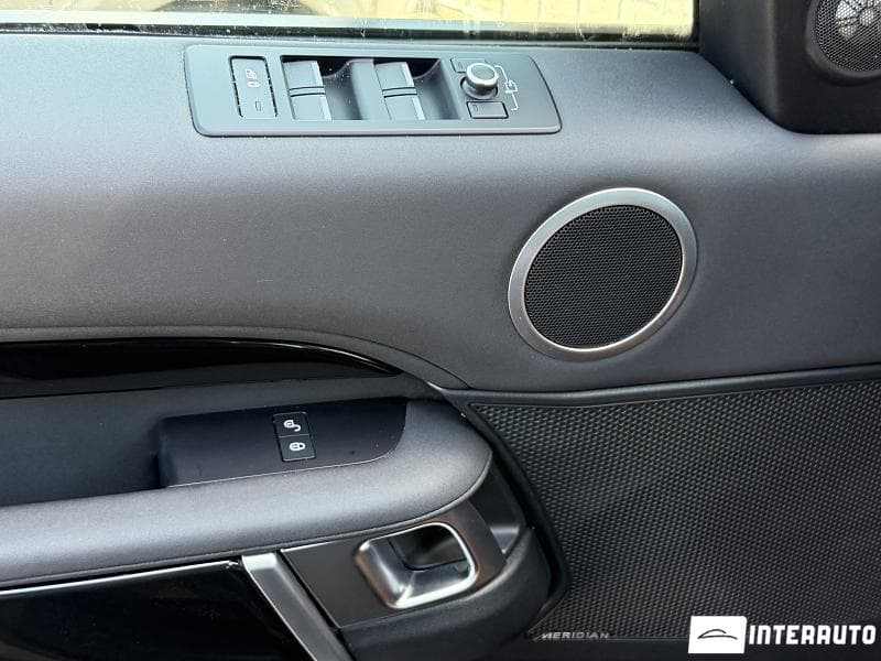 Land Rover Discovery 2019 — Миниатюра 8