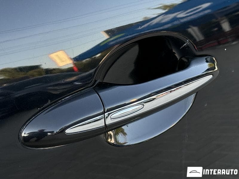 Jaguar XJ 2016 — Миниатюра 6
