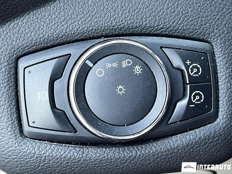 Ford C-MAX 2012 — Миниатюра 16