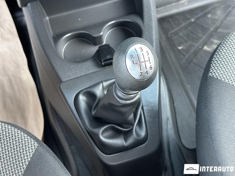 Dacia Dokker 2021 — Миниатюра 11