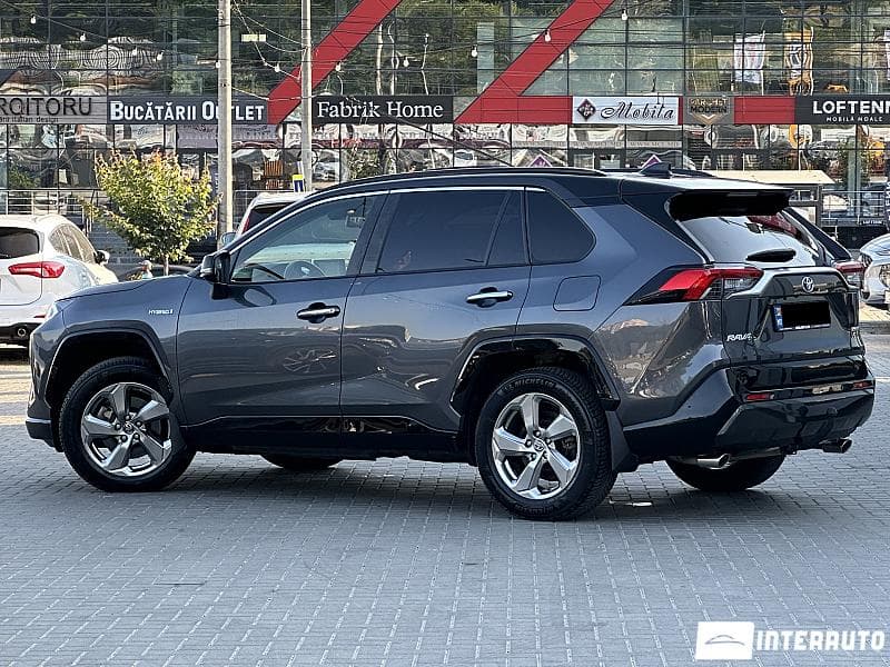 Toyota Rav-4 2020 — Миниатюра 4