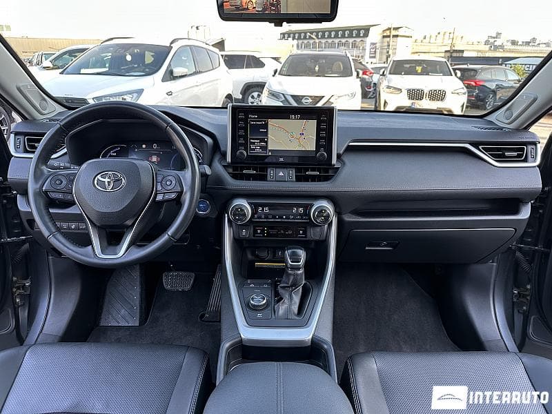 Toyota Rav-4 2020 — Миниатюра 6