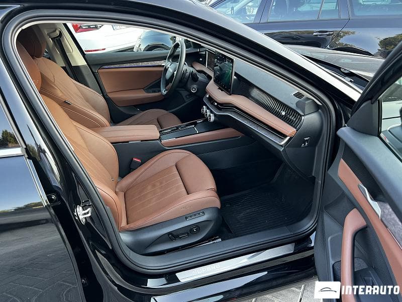 Skoda Superb 2025 — Миниатюра 7