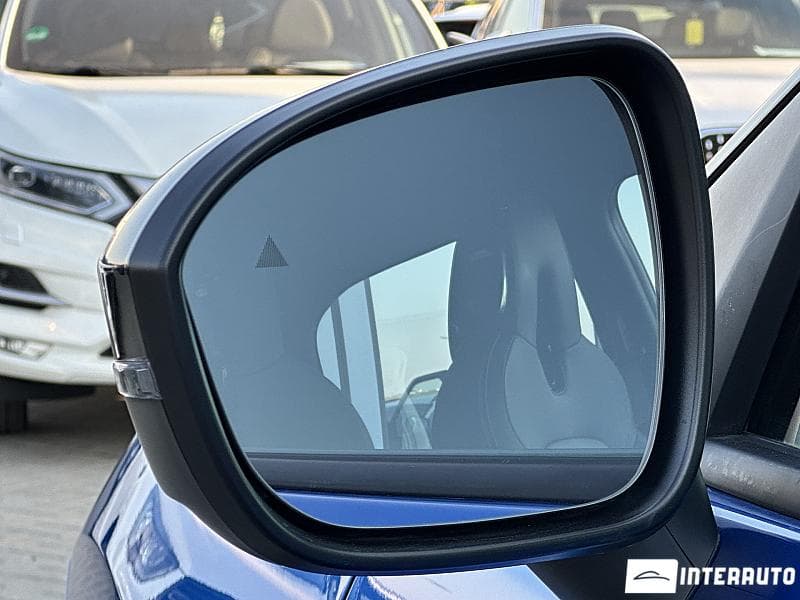 Nissan Juke 2023 — Миниатюра 16