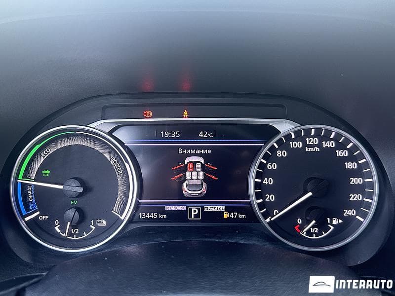Nissan Juke 2023 — Миниатюра 8