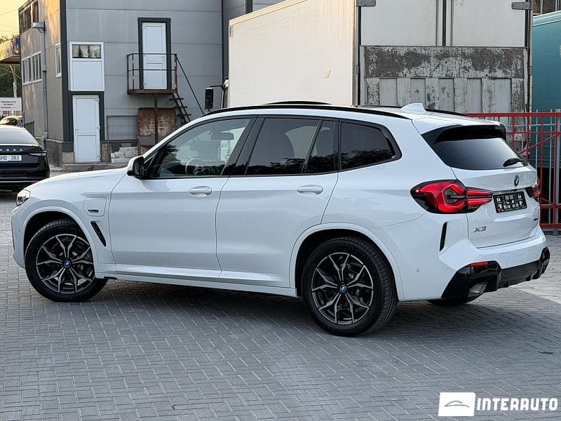BMW X3 3.0e 2022 — Миниатюра 4