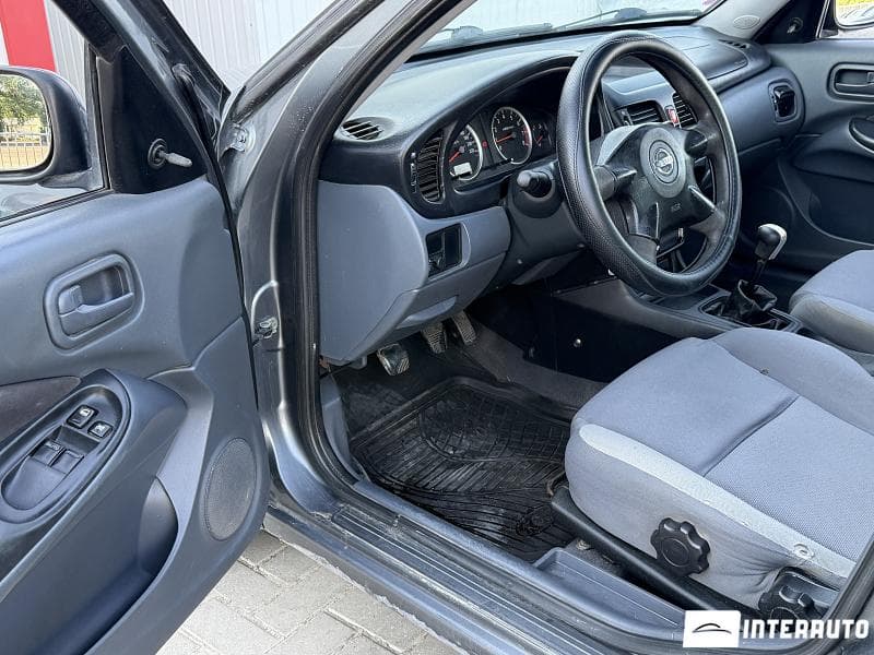 Nissan Almera 2005 — Миниатюра 5