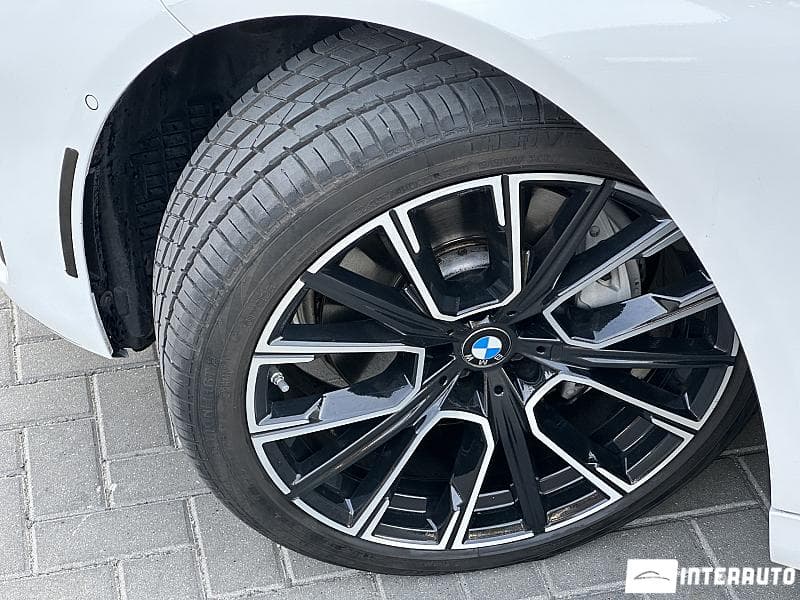 BMW 740 2021 — Миниатюра 18