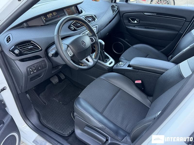 Renault Grand Scenic 2012 — Миниатюра 8
