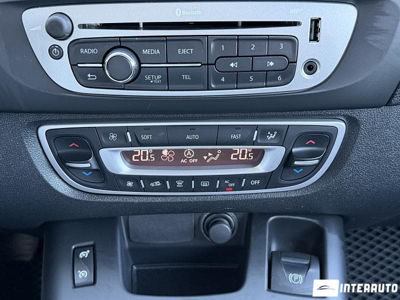 Renault Grand Scenic 2012 — Миниатюра 15