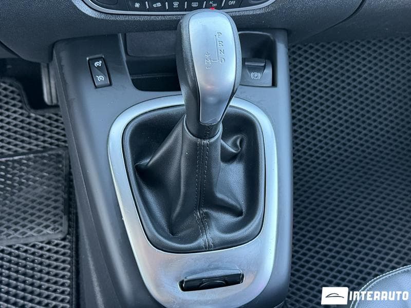 Renault Grand Scenic 2012 — Миниатюра 16