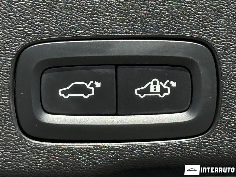 Volvo XC 60 2021 — Миниатюра 21
