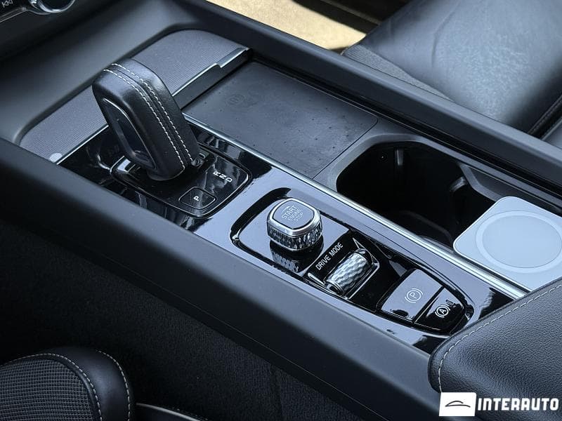 Volvo XC 60 2021 — Миниатюра 16
