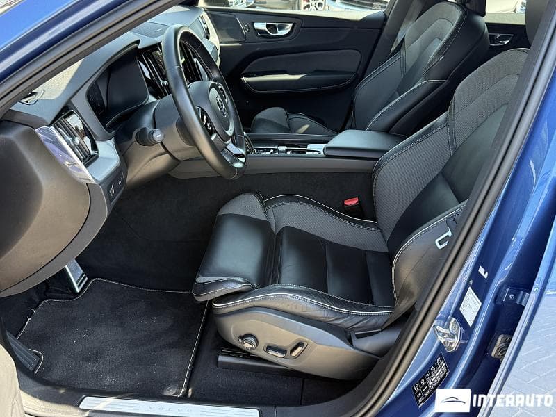 Volvo XC 60 2021 — Миниатюра 7
