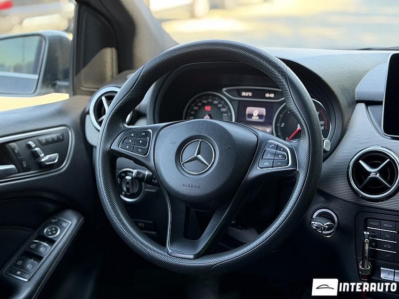 Mercedes B 180 2017 — Миниатюра 10