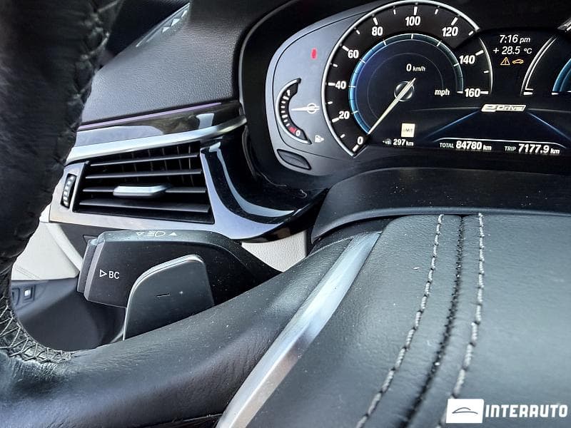 BMW 530e 2018 — Миниатюра 18