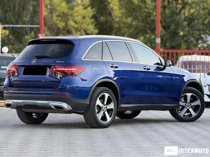 2019 Mercedes GLC 350e — Miniatură 2