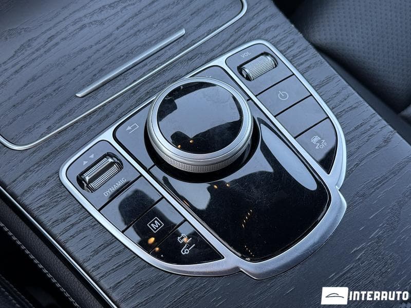 2019 Mercedes GLC 350e — Miniatură 17