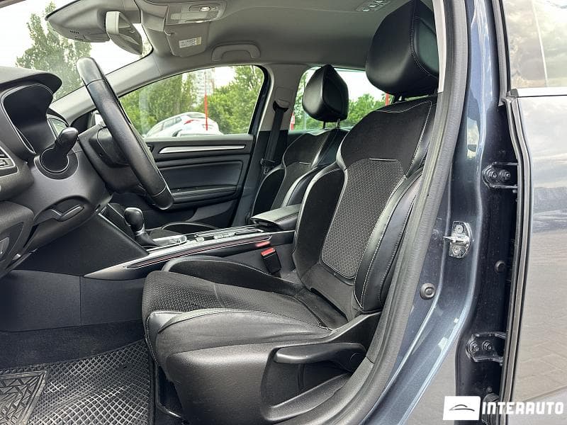 Renault Megane 2018 — Миниатюра 5