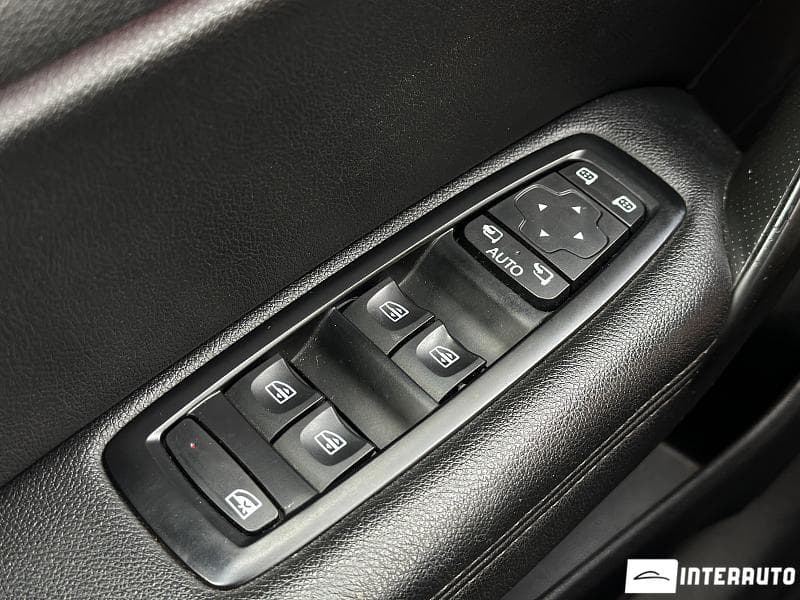 Renault Megane 2018 — Миниатюра 6