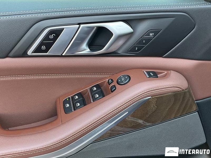 BMW X5 4.0i 2021 — Миниатюра 5