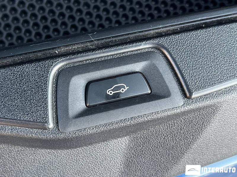 BMW X5 4.0i 2021 — Миниатюра 23