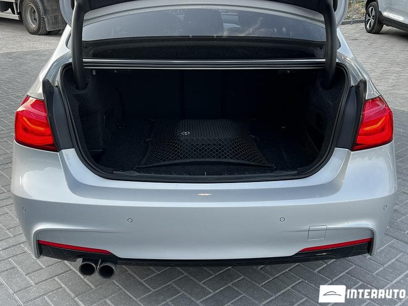 BMW 330E 2018 — Миниатюра 20