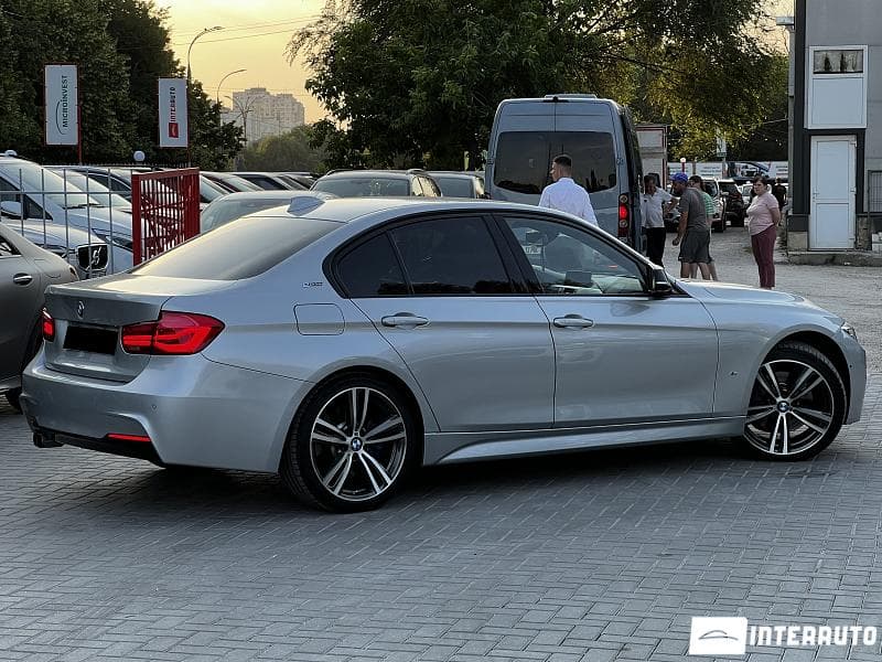 BMW 330E 2018 — Миниатюра 2