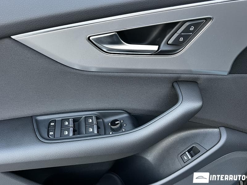 Audi Q8 2023 — Миниатюра 10