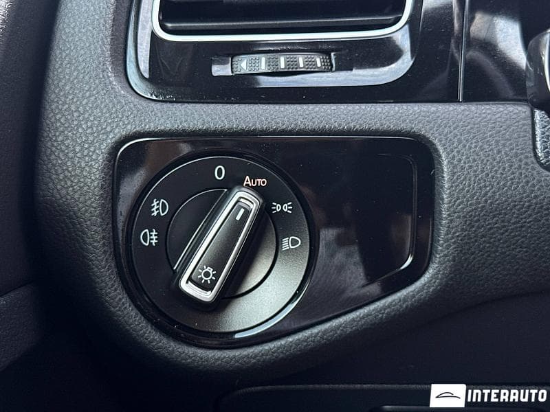 Volkswagen Golf 2015 — Миниатюра 17