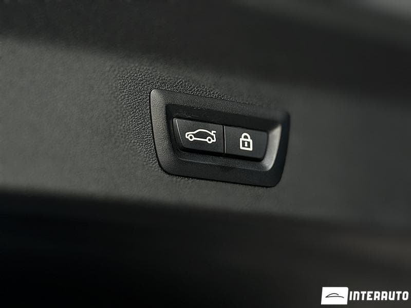 2018 BMW X3 3.0i — Miniatură 22