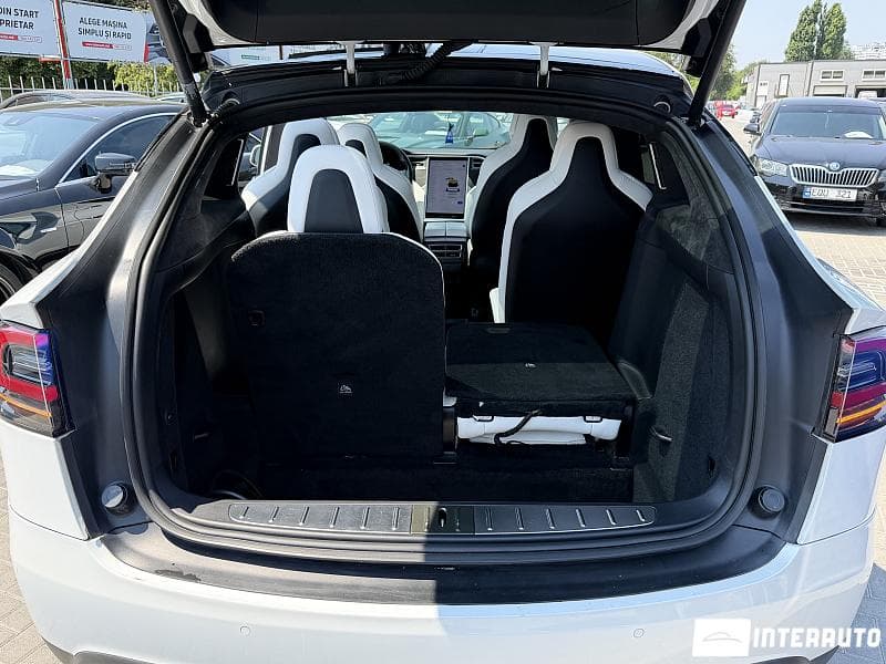Tesla Model X 2017 — Миниатюра 11