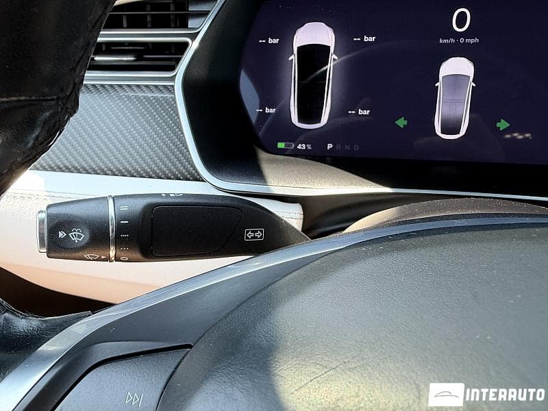 Tesla Model X 2017 — Миниатюра 13