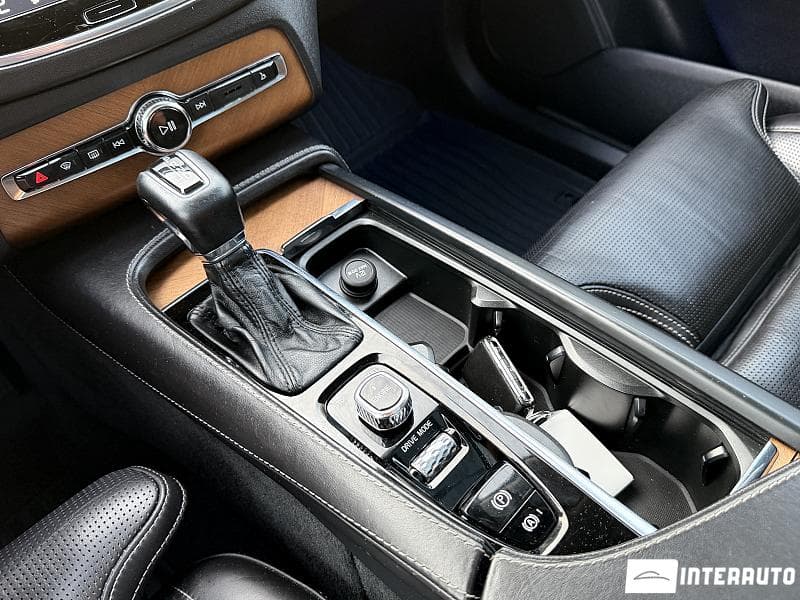 Volvo XC 90 2016 — Миниатюра 14