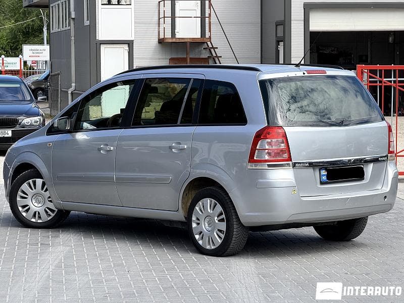 Opel Zafira 2008 — Миниатюра 2