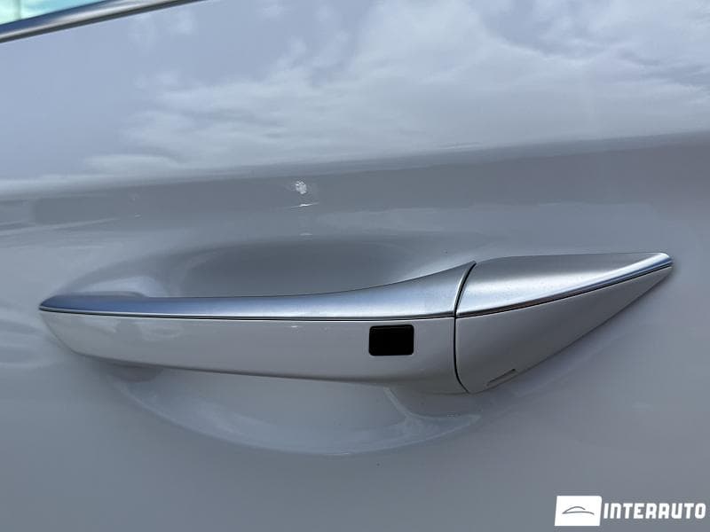 Hyundai Ioniq 2018 — Миниатюра 18