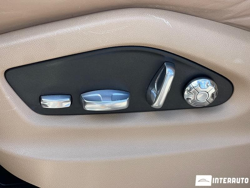 Porsche Cayenne S 2019 — Миниатюра 8