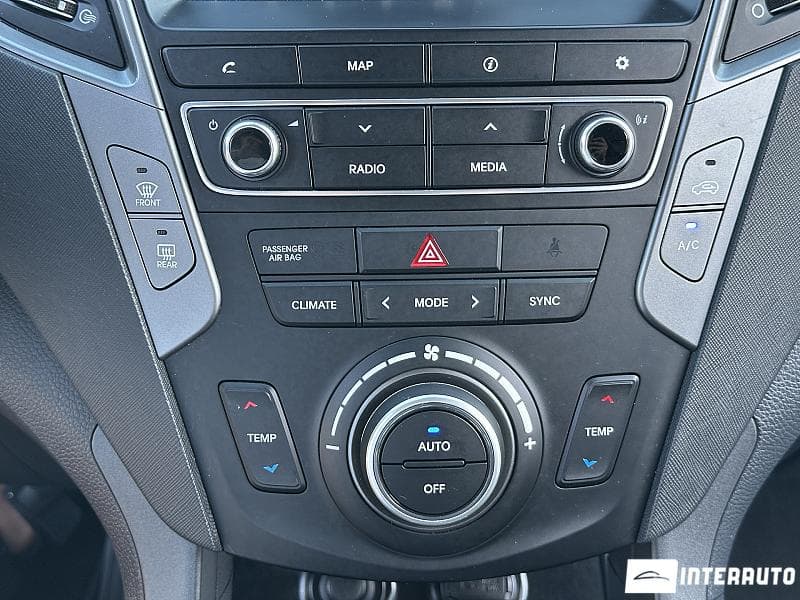 Hyundai Santa Fe 2018 — Миниатюра 10