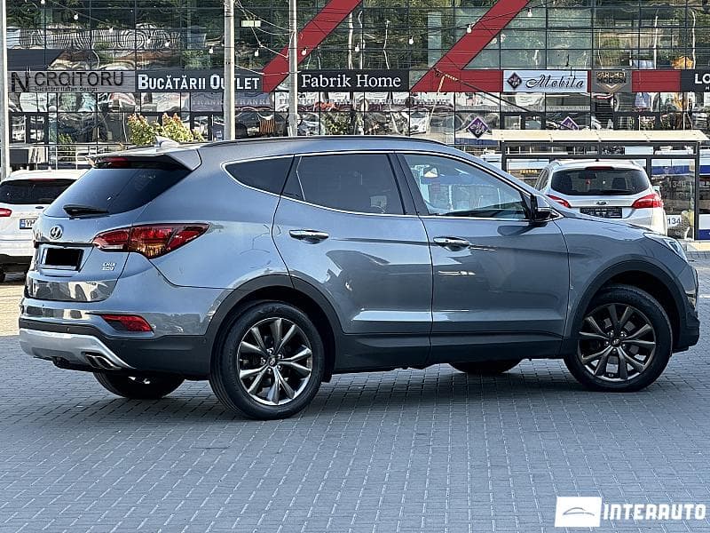Hyundai Santa Fe 2018 — Миниатюра 3