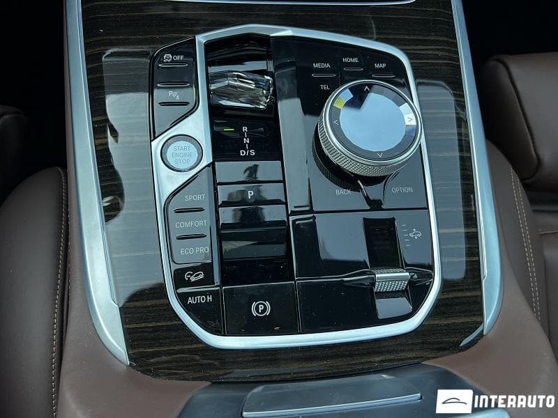 BMW X7 4.0d 2023 — Миниатюра 15