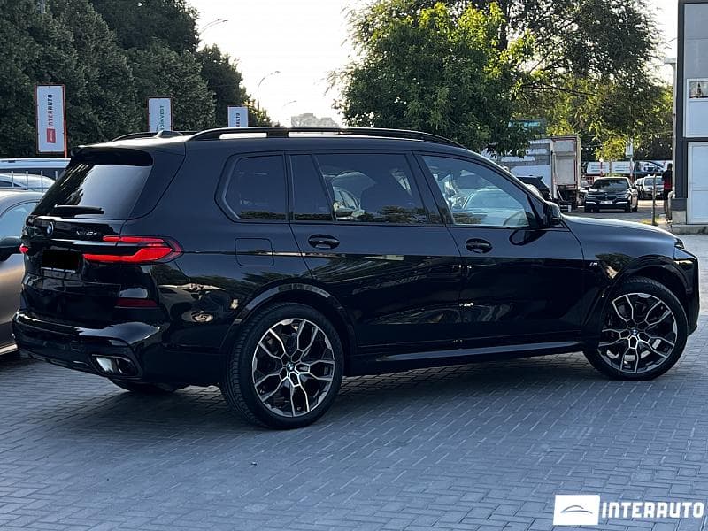 BMW X7 4.0d 2023 — Миниатюра 3