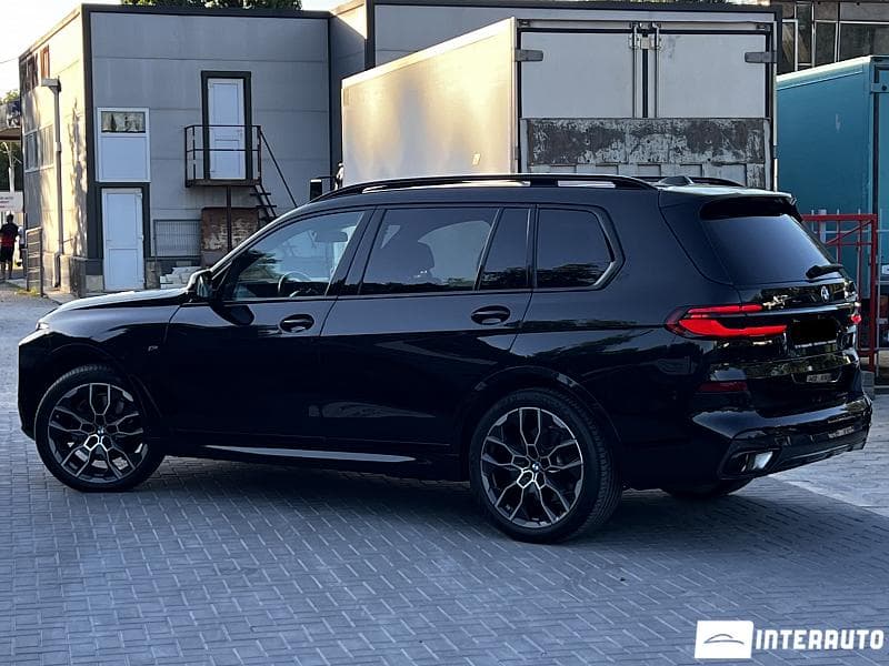 BMW X7 4.0d 2023 — Миниатюра 2