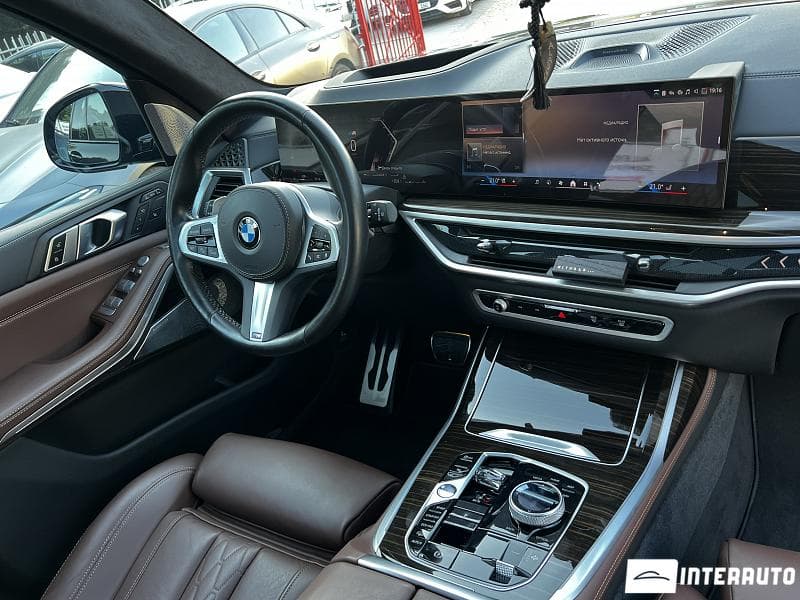 BMW X7 4.0d 2023 — Миниатюра 16