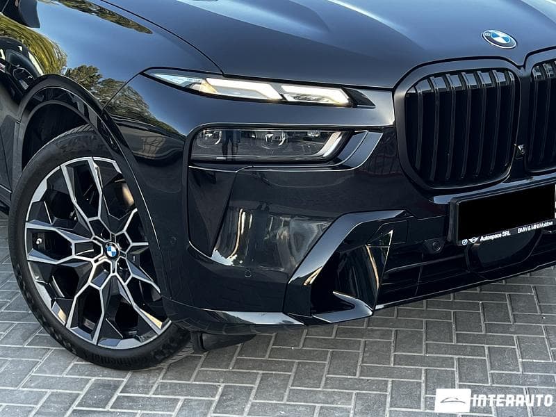BMW X7 4.0d 2023 — Миниатюра 22