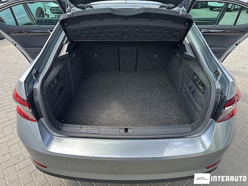 Skoda Superb 2021 — Миниатюра 24