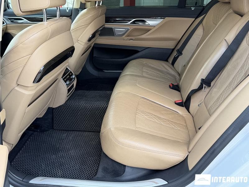 BMW 740 2022 — Миниатюра 19